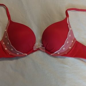 Victoria Secret Fabulous Plunge